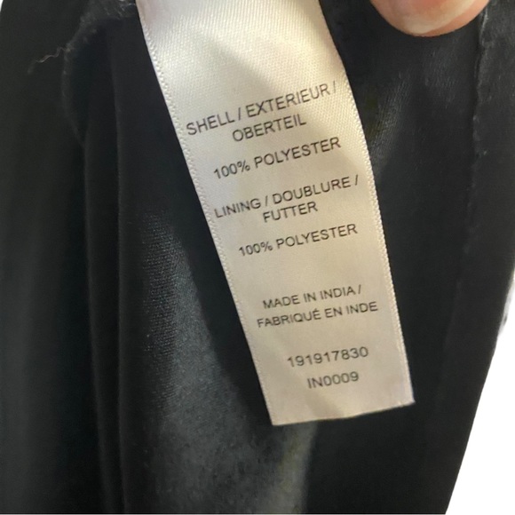 Adrianna Papell Black and Silver Beaded Blouson Formal Gown - Picture 6 of 11